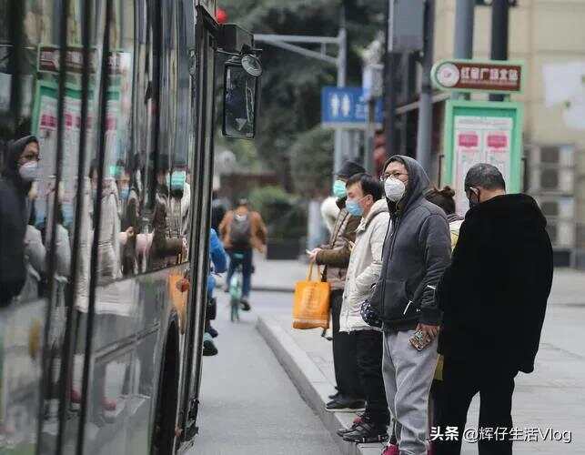 重庆疫情最新发布，防控措施升级，市民生活有序进行