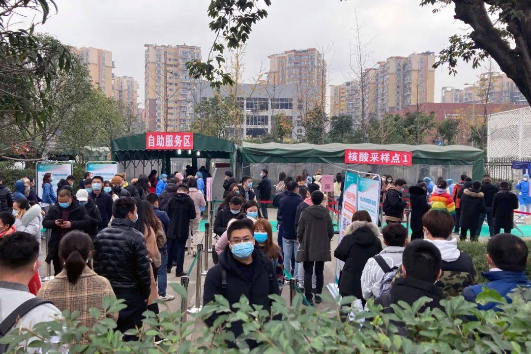 成都疫情管控何时结束？专家解读与市民期待