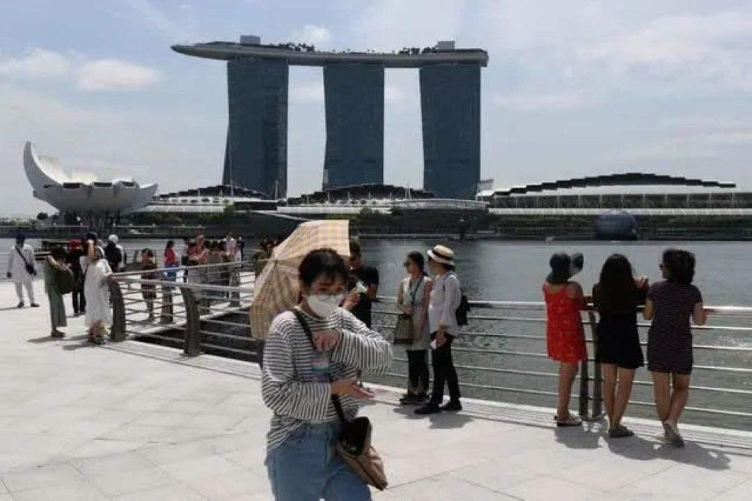 疫情下的新加坡与台湾，应对策略、挑战与启示