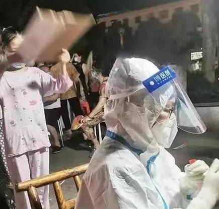 俄罗斯疫情，挑战与应对