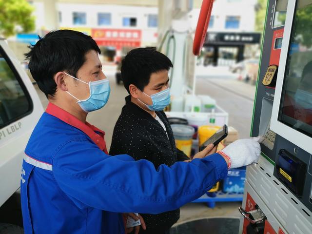 中国北京疫情最新消息，防控措施升级，市民生活受影响