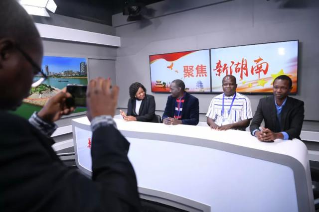 亚洲疫情恶化与布基纳法索的困境，多重挑战下的公共卫生挑战