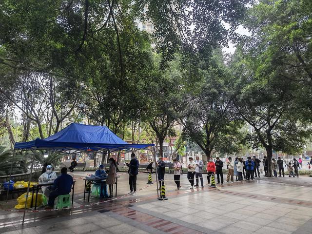 重庆疫情最新动态，防控措施升级，市民生活有序恢复