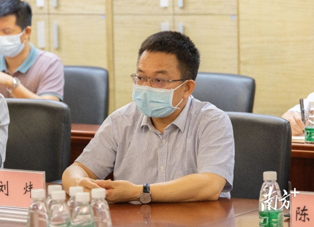 中国疫情封城时间线，从初现到全面防控的历程