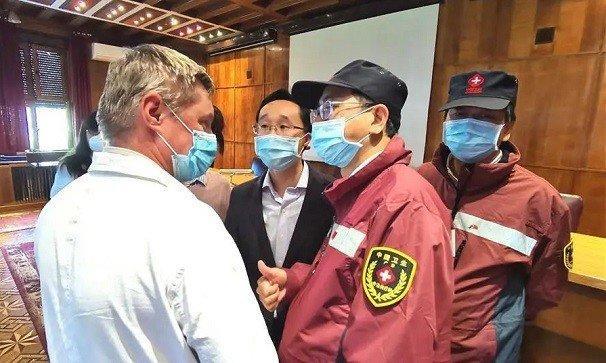 塞尔维亚疫情下的中国援助，视频背后的温暖故事