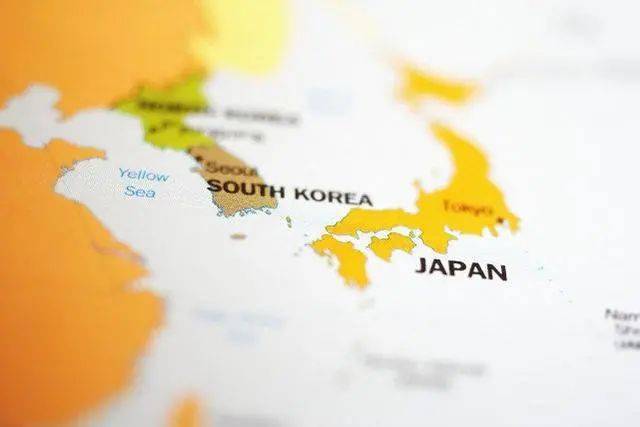 疫情下的韩国与摩尔多瓦，生命与坚韧的对比
