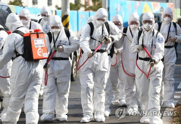 韩国面对疫情政府措施，从快速响应到全民参与的防疫战役