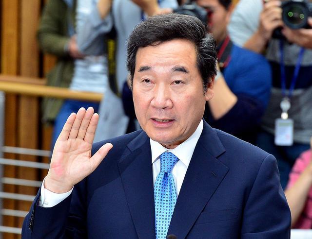 韩国疫情医生集体辞职，医疗体系崩溃的警钟