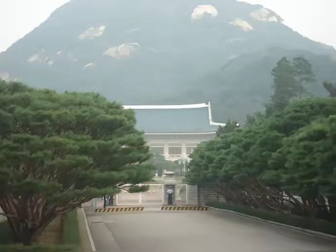 韩国疫情下的青瓦台，挑战与应对