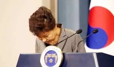 疫情下的全球挑战，韩国总统向国民道歉与埃及人的坚韧应对