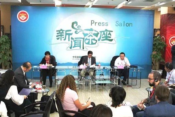 韩国医生集体辞职潮与秘鲁医疗危机，全球医疗体系的双重警示