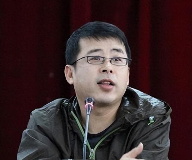 疫情时代的荒诞叙事，韩国气球、法国爆炸与全球集体焦虑的隐喻