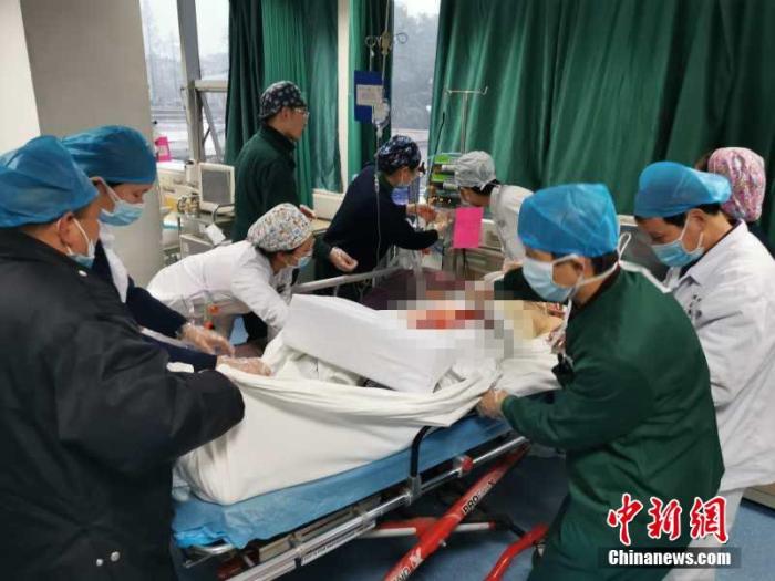 朝鲜疫情发现一个毙一个，谣言背后的真相与全球防疫的反思