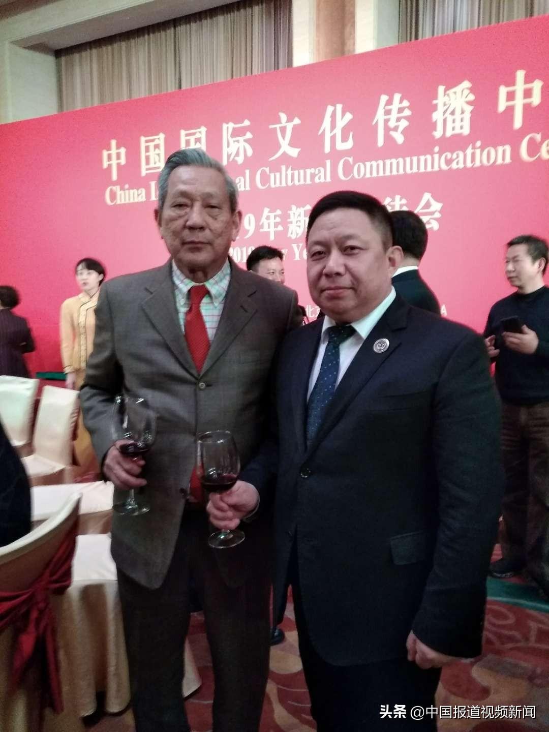 疫情下的隐秘数字，朝鲜与拉脱维亚的死亡谜团
