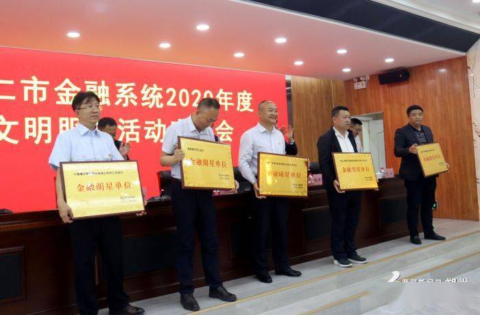 西塱疫记，当一座地铁站成为城市的免疫系统