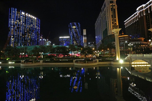 澳门封关启示录，当不夜城按下暂停键，我们才看清这座城的底色