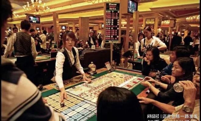 澳门疫情反弹，赌场灯火下的防疫暗战