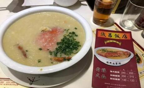 澳门自由行重启，赌城之外，一座城市的自我救赎