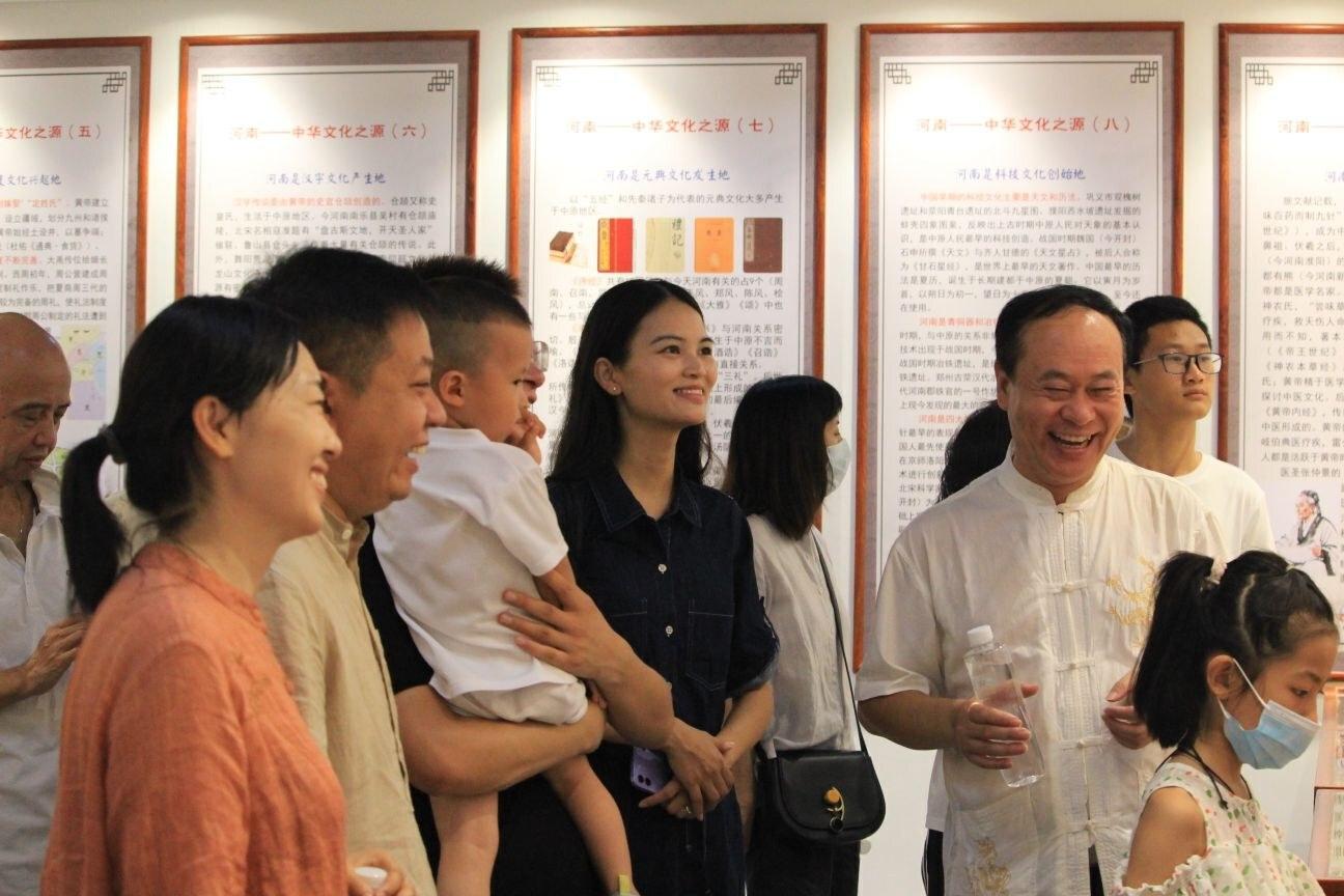 河南防疫指挥部罕见隔空喊话香港，疫情联防背后的国家战略密码