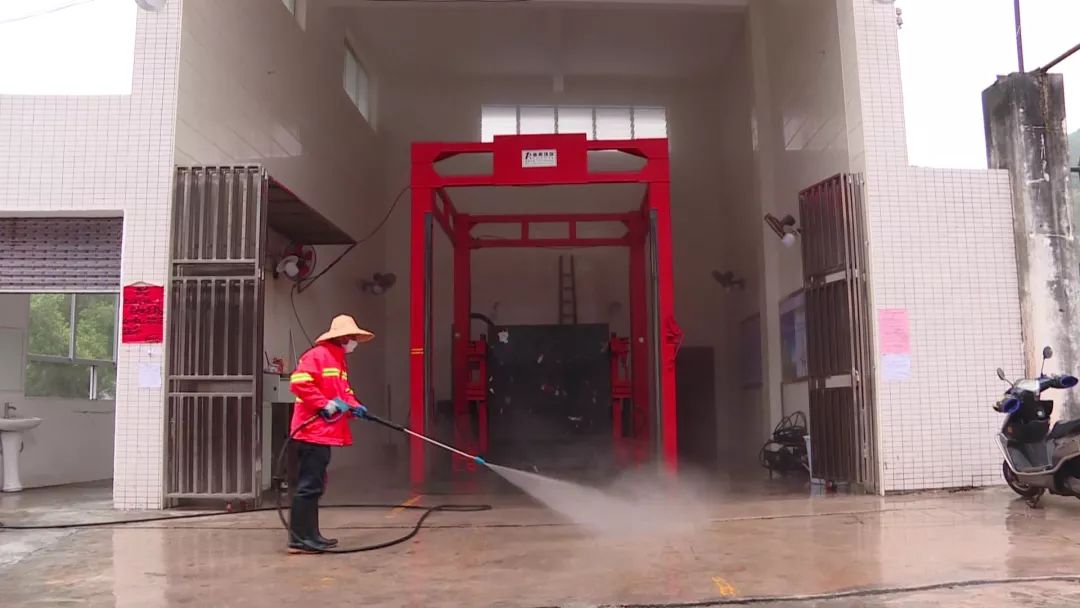 河南防疫硬核升级VS台北疫情新动态，两岸防控策略的同与不同