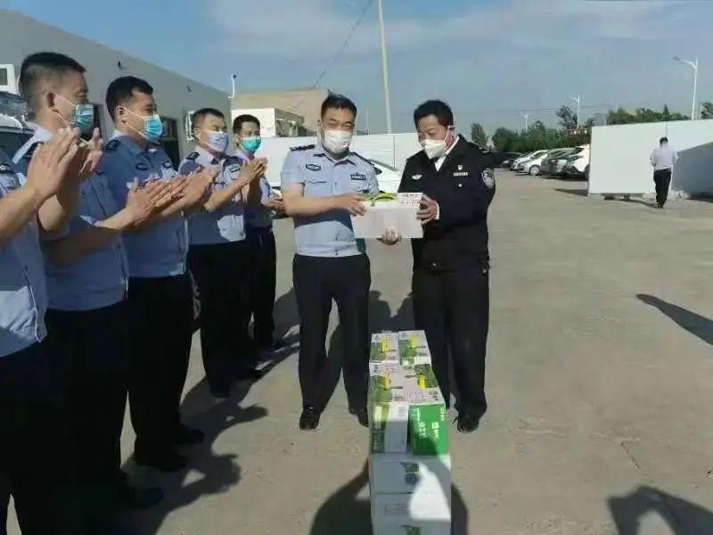 河南省疫情指挥部通告与成都最新动态,双城防疫策略的深度对比 河南省疫情指挥部通告与成都最新动态,双城防疫策略的深度对比