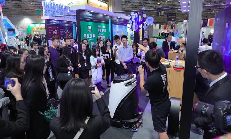 澳门疫情，当东方拉斯维加斯按下暂停键，我们看到了什么？