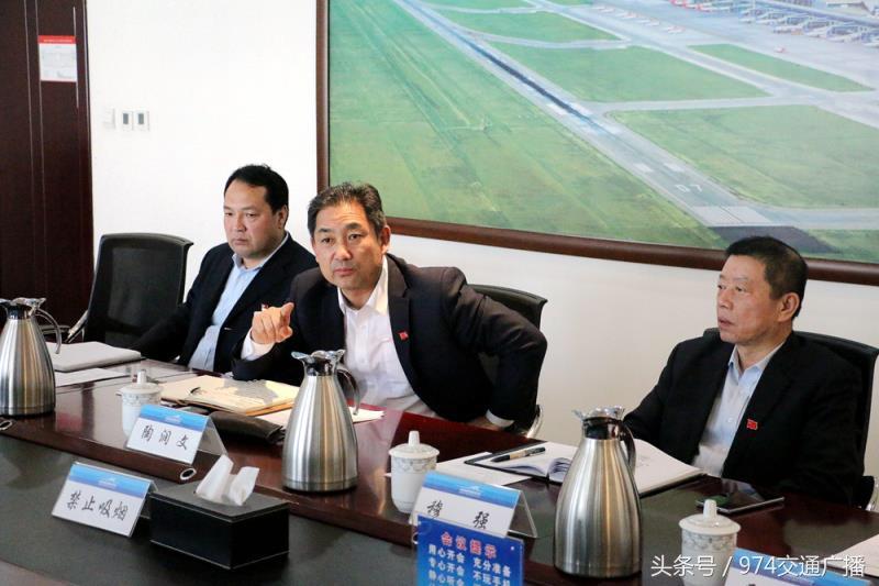 乌鲁木齐机场，疫情防控的孤岛与全球化的十字路口