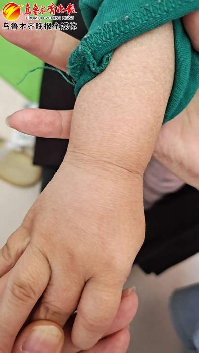 乌鲁木齐机场疫情防控专班，一座城市的免疫系统如何运转？