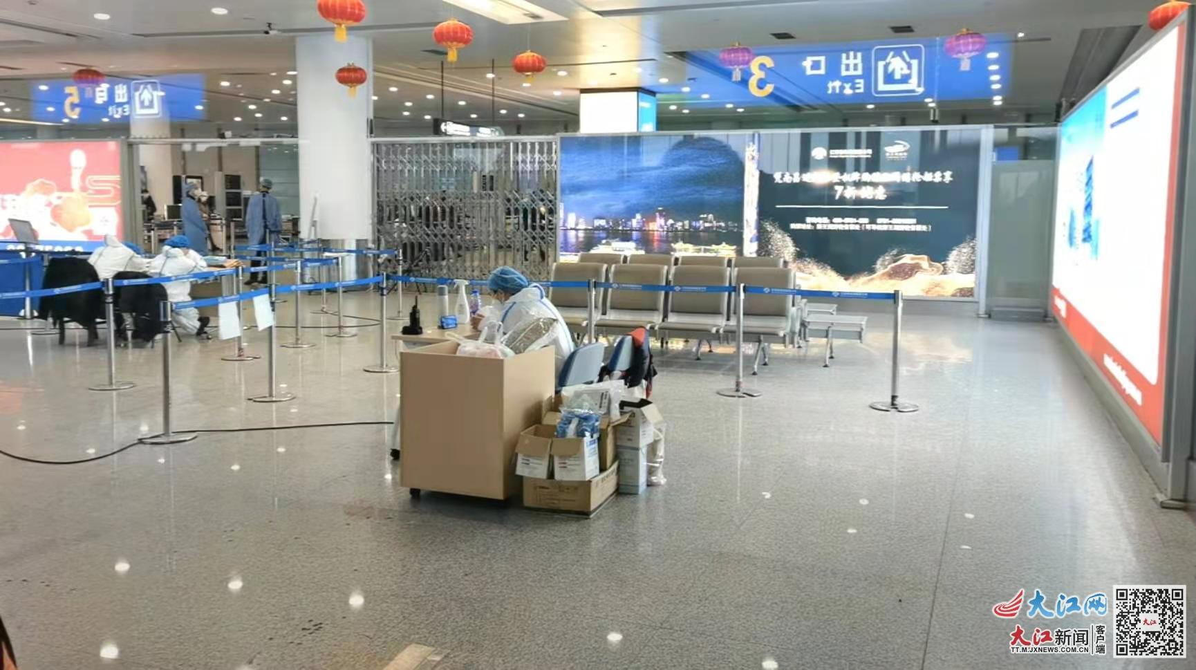 南昌机场防疫新规，一场被忽视的数字围城实验