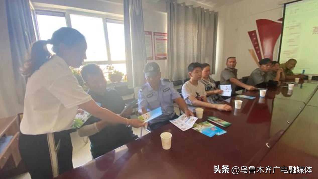 新疆乌鲁木齐疫苗查询，数字医疗背后的社会信任与科技温度