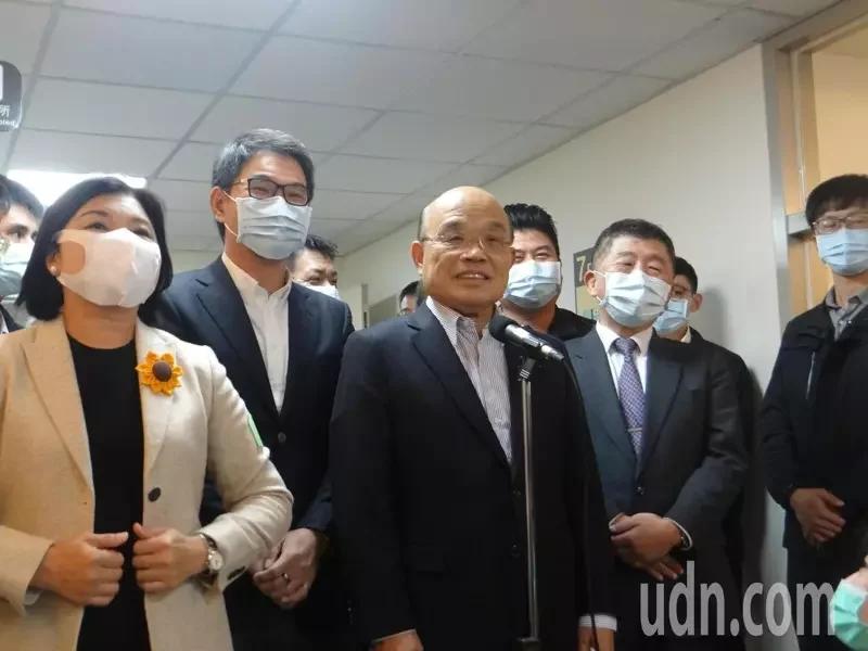 北京疫苗南下记，香港接种背后的政治角力与民间选择