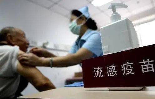 杭州人打北京疫苗的魔幻现实，跨城接种背后的政策迷宫与民间智慧