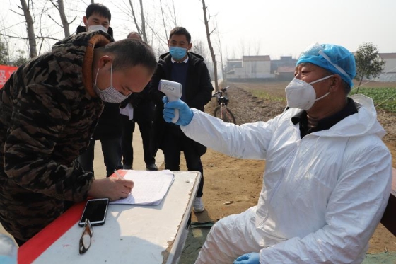 独家河南疫情隐形风暴，被忽视的农村防疫漏洞与基层医疗体系之痛