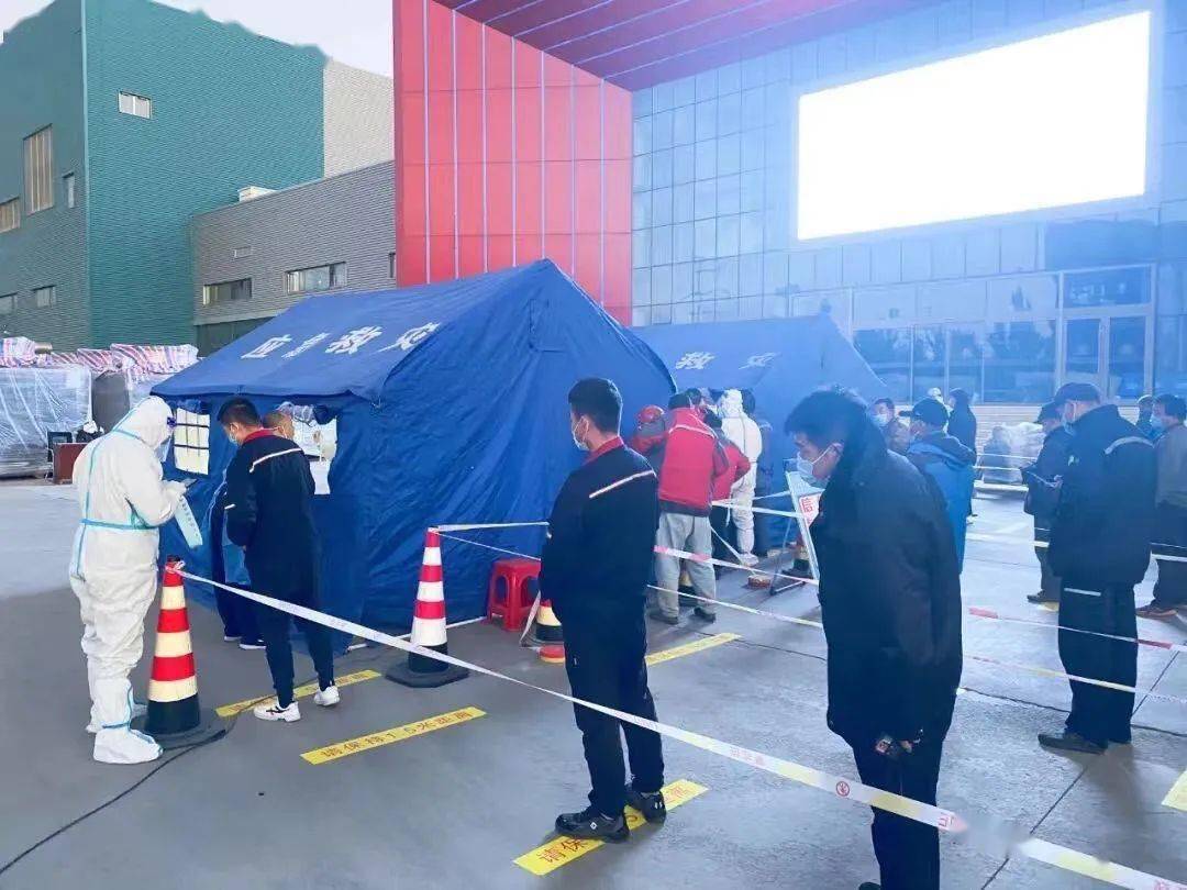 沪郑疫情双城记，当精准防控遇上速战速决，谁更胜一筹？