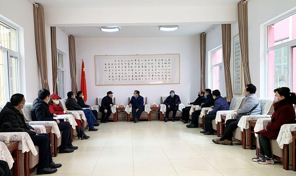 西宁疫情启示录，一座高原城市的静默与脉动