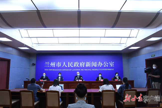 从上海市疫情发布官网到兰州新闻，疫情信息透明化背后的城市治理密码