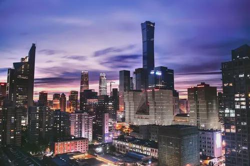 哈尔滨对上海的政策，一场‘南北对话’背后的经济暗流与城市博弈