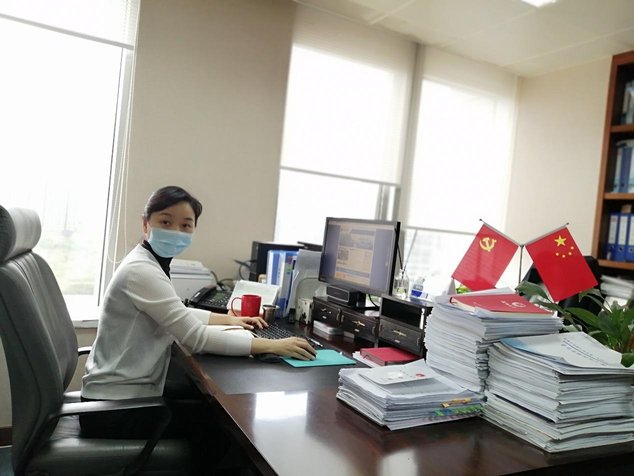 上海疫情发布平台，数字化抗疫背后的技术逻辑与社会挑战