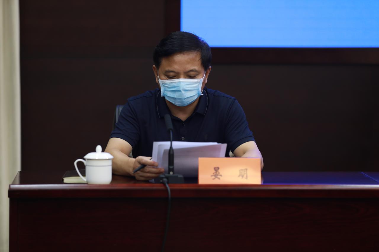 上海防疫发布会背后的数据暗战，当精准防控遇上人性温度