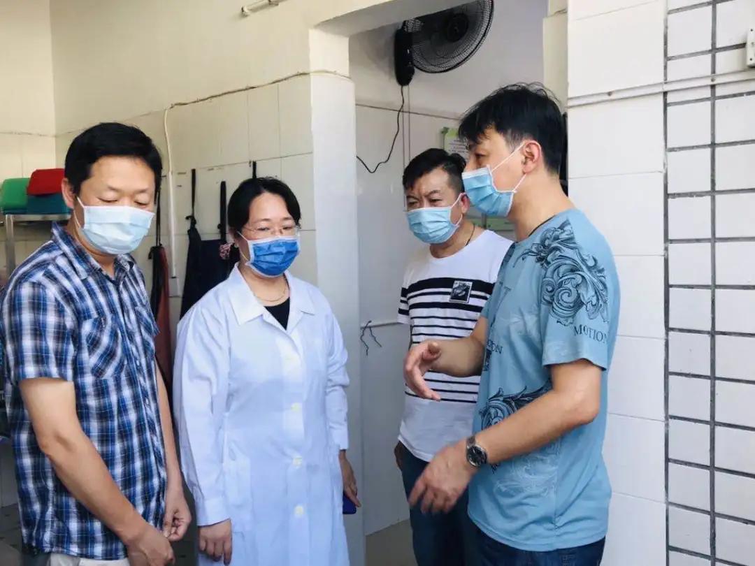 上海市疫情防控工作领导，科技与人性的双重奏
