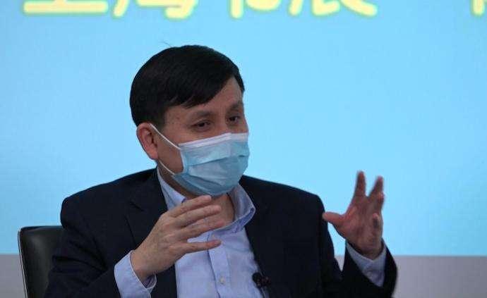 张文宏的不合时宜，一个防疫主任与一座城市的灵魂对话