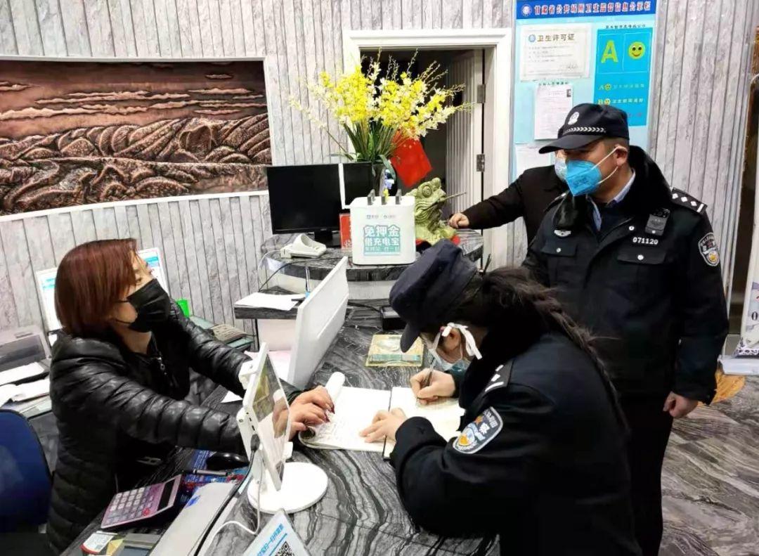 疫情热线背后的浙江温度，一通电话如何织就千万人的安全感