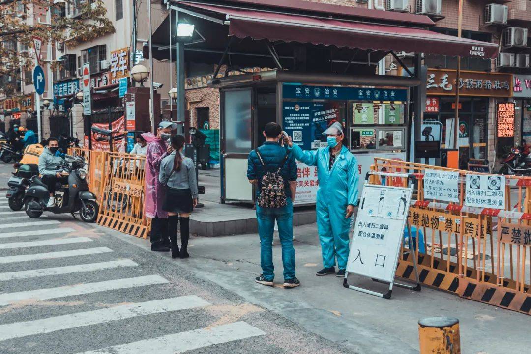 沈阳疫情冷观察，当东北老工业城按下慢行键，我们看到了什么？