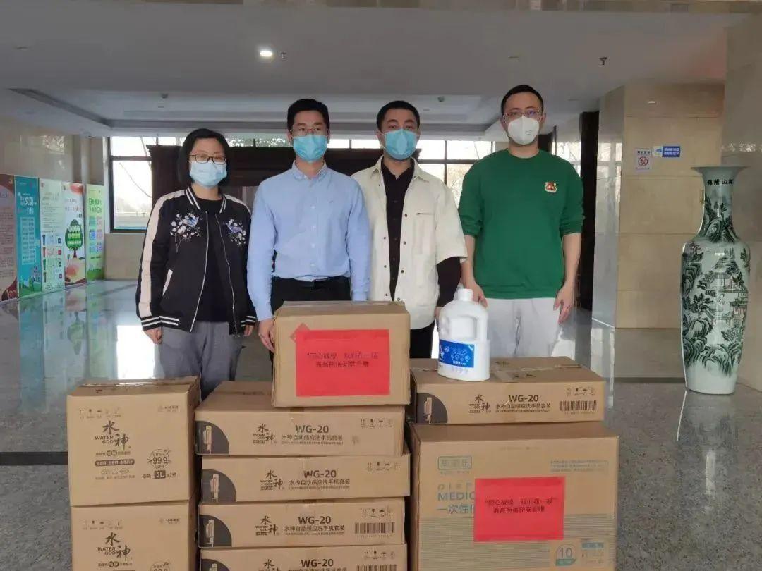浙江疫情报告背后，数据之外的人性温度与城市韧性—一份不为人知的抗疫全记录