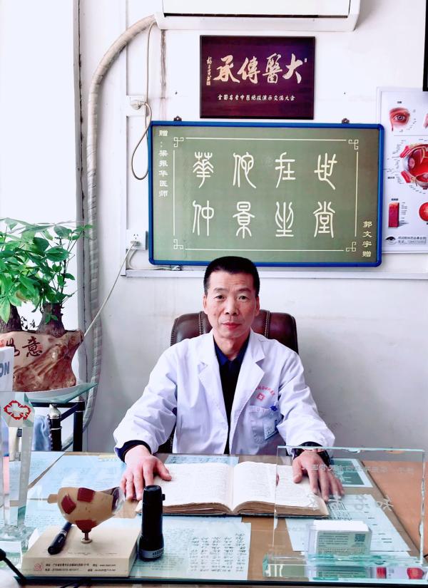 草根圣手与数据铁笼，武汉疫情下的中医突围战