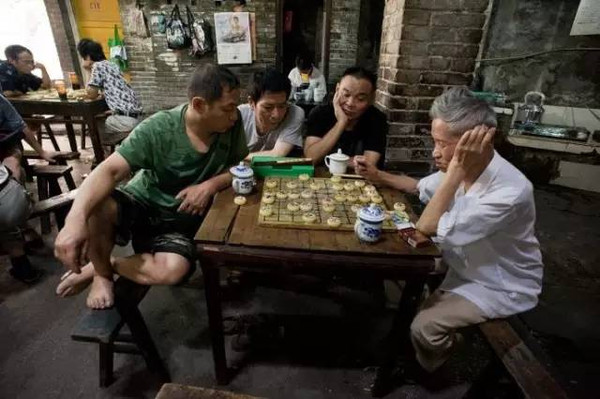 重庆中医江湖，那些被遗忘的方外高人与城市记忆的隐秘对话