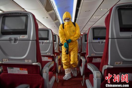 南京海口航班疫情，一场被忽视的空中传播链与城市防疫漏洞