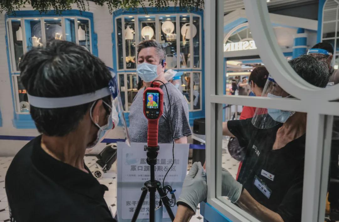 澳门回南京健康码变红，当防疫系统成为现代社会的电子镣铐