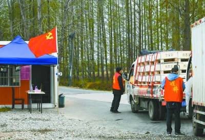 南京码在湖北失灵，当防疫技术遭遇地方主义的柏林墙