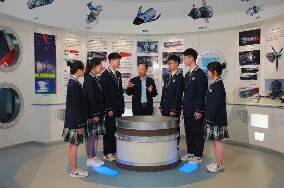 疫情三年后，南京大学校园为何仍对公众紧闭大门？
